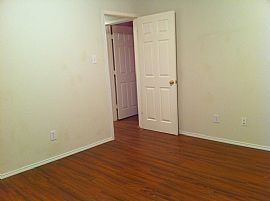 Beautiful 3 Bedroom Home in Woodbridge Community  in Sachse, TX (Photo 12 of 12)