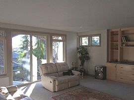 Posh 4 Bedroom Show Home with Slate Floors and Home Theater! in Portland, OR (Photo 11 of 12)