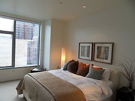 Luxury 2 Bedroom Condo with Parking and Panoramic Views! in Portland, OR (Photo 1 of 12)