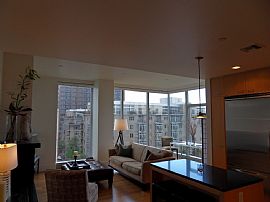 Luxury 2 Bedroom Condo with Parking and Panoramic Views! in Portland, OR