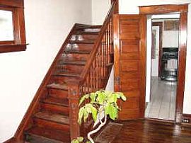 Cute 3 Bedroom Dutch Colonial Home - Recently Updated in Kalamazoo, MI (Photo 2 of 4)