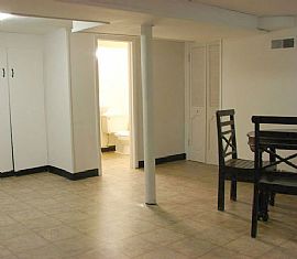 Charming 2 Bedroom Tudor Style Home in Waldo - Recently Updated in Kansas City, MO (Photo 10 of 12)