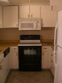 Newly Renovated 2 Bedroom 2 Bath Condo Near Airport and UNLV in Las Vegas, NV (Photo 2 of 12)