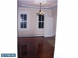 Marvelous 3 Bedroom Farmhouse on 2 Acres in Lansdale, PA (Photo 2 of 2)