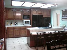 Beautiful, Large 4 Bedroom Home with Fireplace in
Den in La Habra, CA