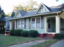 Beautiful 2 Bedroom Duplex with Hardwood Floors Throughout! in Charlotte, NC