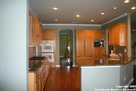 Amazing 4 Bedroom Home -  You Wont Believe Your Eyes! in San Antonio, TX (Photo 5 of 12)