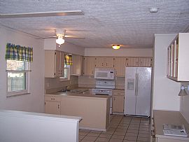 Delightful 4 Bedroom Home Off of Rosehill Rd. in Reynoldsburg, OH (Photo 3 of 5)