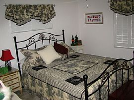 Furnished 3 Bedroom  Home in Beautiful Gated Community in Leesburg, FL (Photo 9 of 11)