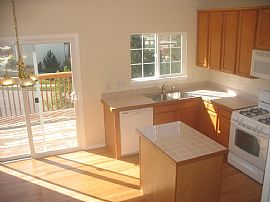 Beautiful 5 Bedroom Home with Gorgeous Mountain Views in Parker, CO (Photo 2 of 4)