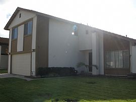 Cozy 4 Bedroom Home with 2200 Sq. Ft. in Excellent Location  in Chula Vista, CA