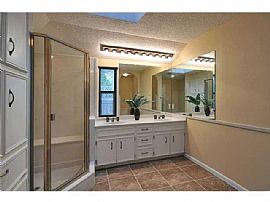 Beautifully Appointed 3 Bedroom Family Home with Updates in Austin, TX (Photo 2 of 8)