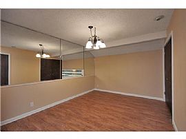 Beautifully Appointed 3 Bedroom Family Home with Updates in Austin, TX (Photo 5 of 8)