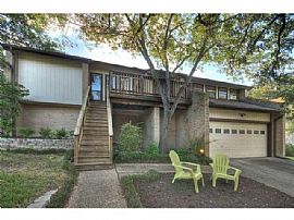 Beautifully Appointed 3 Bedroom Family Home with Updates in Austin, TX (Photo 6 of 8)