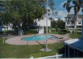 Nice 3 Bedroom Townhouse with Caloosahatchee River Frontage in Fort Myers, FL (Photo 7 of 9)