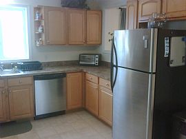 5 Year Young 3 Bedroom Home - Luxury with Lake Views in Tyngsboro, MA (Photo 4 of 12)