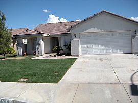 Terrific 3 Bedroom Home in Family Area in Winchester, CA