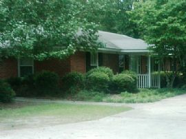 Fantastic 2 Bedroom Duplex Home Near YMCA in Florence, SC