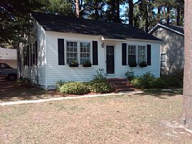 Darling 2 Bedroom Cottage Home - Off Franklin and Cherokee Rd. in Florence, SC