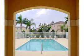 Terrific 3 Bedroom Townhouse Near FL Turnpike in Coconut Creek, FL (Photo 6 of 8)