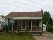 Great 2 Bedroom Home with Nice Sized Porch in Southgate, MI