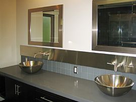 Contemporary 4 Bedroom Home - Newly Completely Remodeled   in Brentwood, CA (Photo 3 of 6)