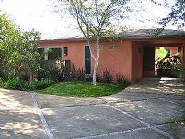 Contemporary 4 Bedroom Home - Newly Completely Remodeled   in Brentwood, CA (Photo 6 of 6)