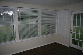 Fantastic 3 Bedroom Home with Fireplace and Fenced Yard - $1095 in Sanford, FL (Photo 4 of 10)