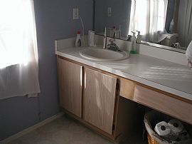 Adorable 3 Bedroom Home with 1 Car Garage - $1095 in Orlando, FL (Photo 6 of 8)