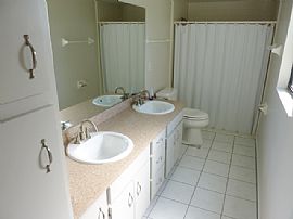 Cozy 3 Bedroom Home with Eat-In-Kitchen and Fireplace - $1395 in Sanford, FL (Photo 6 of 12)