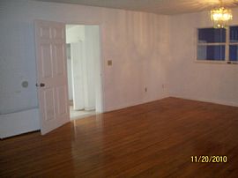 Sublime 3 Bedroom Home with Bonus Room and Open Patio - $995 in Altamonte Springs, FL (Photo 2 of 9)