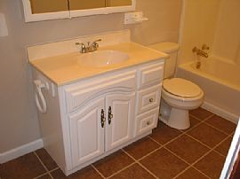 Delightful 2 Bedroom Home with Old Time Charm with Updates in Brownsburg, IN (Photo 5 of 10)