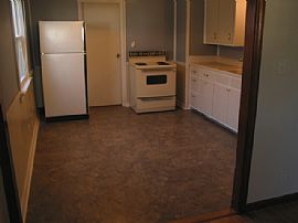 Delightful 2 Bedroom Home with Old Time Charm with Updates in Brownsburg, IN (Photo 9 of 10)