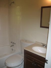 Remodeled 3 Bedroom Home with 912 Sq. Ft. - $775 in Decatur, GA (Photo 4 of 4)