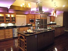 Stunning Mediterranean Mansion in Bellevue, WA (Photo 3 of 7)