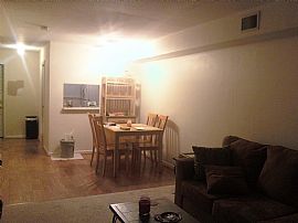 Cozy 2 Bedroom Condo in Willoughby Spit Near Beaches and Base in Norfolk, VA
