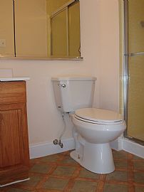 Spacious 2 Bedroom Condo with Pools, Parking, and Nightlife! in Philadelphia, PA (Photo 9 of 9)