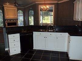 Sensational 4 Bedroom Home in Shenandoah - $1,800/Month in Gainesville, FL (Photo 5 of 12)