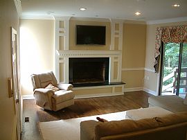 Exquisite 4 Bedroom Home - Perfect Place to Call Home in Alexandria, VA (Photo 3 of 12)