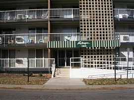 Impeccable 2 Bedroom Apartment at Park Mayfaire in Denver, CO (Photo 7 of 7)