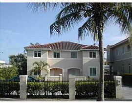 High Quality 3 Bedroom Home in Great Location in Coral Gables, FL