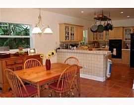 Luxurious 3 Bedroom Executive Home with Huge Kitchen in Coral Gables, FL (Photo 2 of 4)