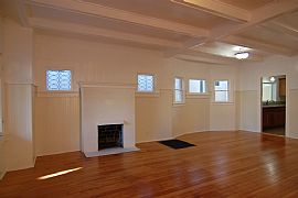 Remodeled 3 Bedroom Home on Walk Street at The Beach in Venice, CA (Photo 2 of 9)