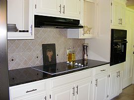 Huge 4 Bedroom Home with Hot Tub on Large Lot in Broken Arrow, OK (Photo 2 of 12)