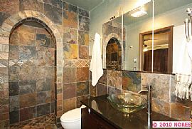 Huge 4 Bedroom Home with Hot Tub on Large Lot in Broken Arrow, OK (Photo 4 of 12)