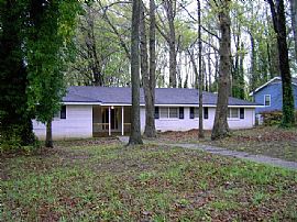 New Rehabbed 4 Bedroom Home - Kitchen and Baths to Die For in Stone Mountain, GA
