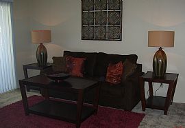 Fabulous 1 Bedroom Apartment with Free Rent Deal in Kansas City, KS (Photo 5 of 6)