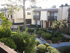 This 2 Bedroom Townhouse Offers 2 Balconies and Custom Paint in San Diego, CA