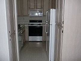 2 Bedroom Townhouse with Special in Pretty Linda Vista in San Diego, CA (Photo 2 of 3)