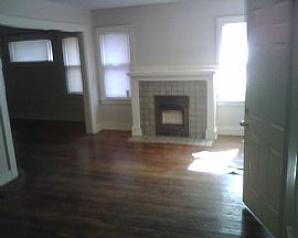 Rent-To-Own This Beautiful 3 Bedroom Home For Only $1,000 in Kansas City, MO (Photo 4 of 8)
